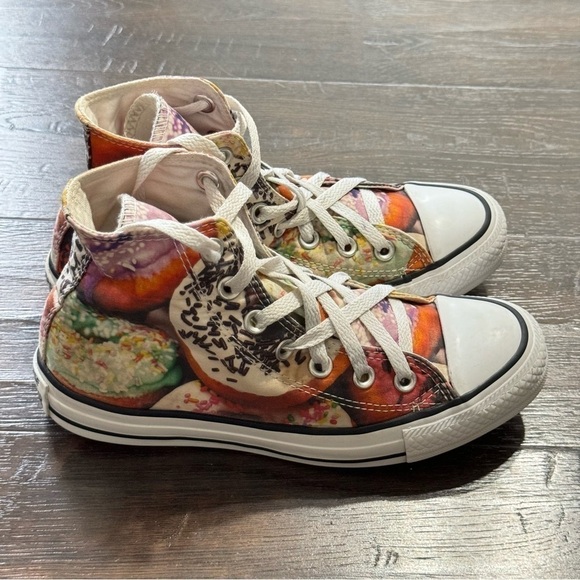Converse Chuck Taylor All Star Hi Donuts Multicolor Sneaker Size 6 Women‎ - Picture 3 of 9
